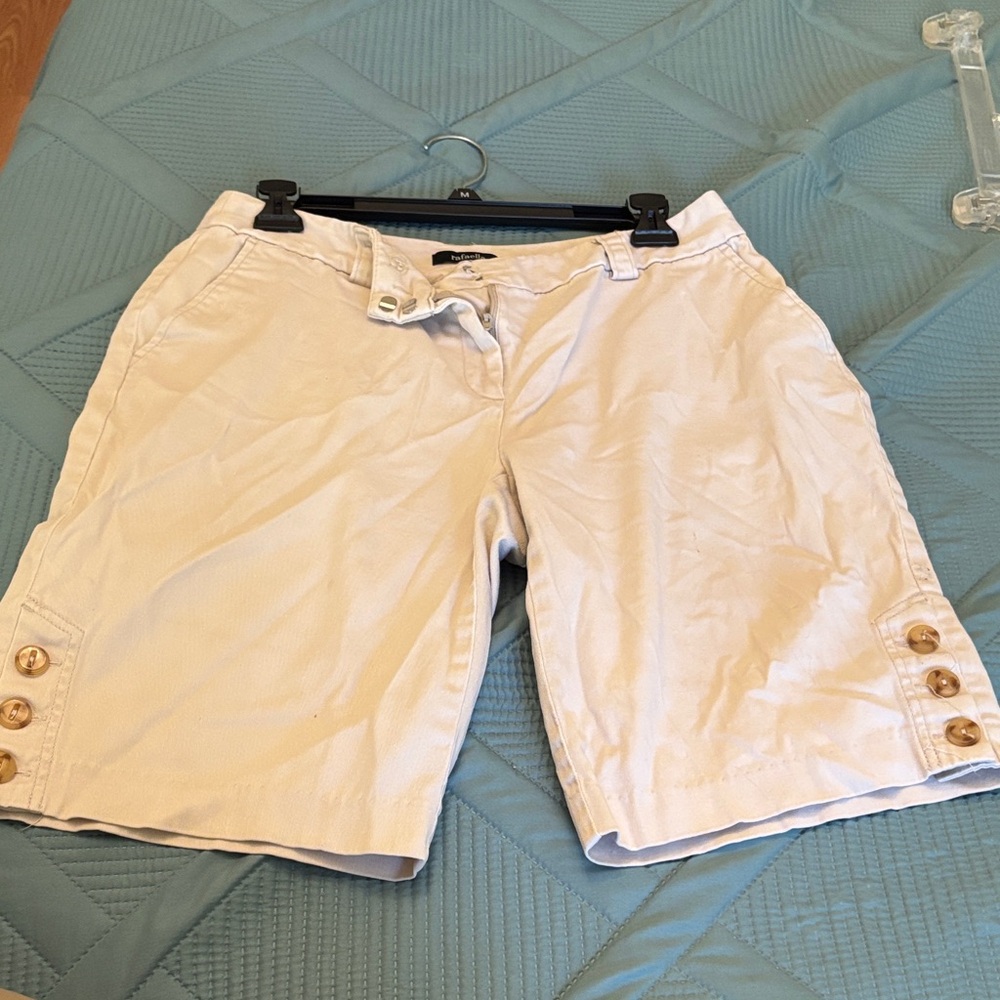 Rafaella Cream Women's Bermuda Shorts